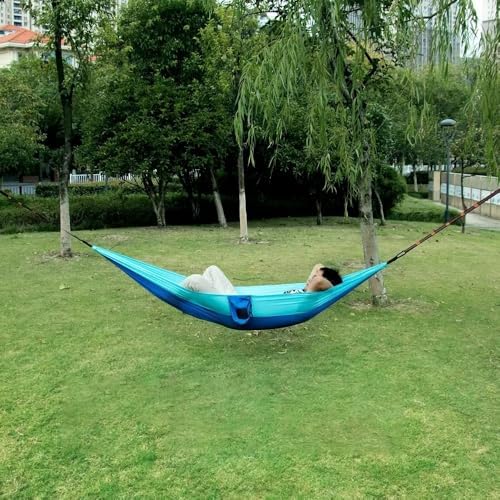 Spacious Pair Resting Spot