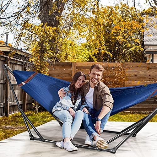 Paired Loungers with Support Structure